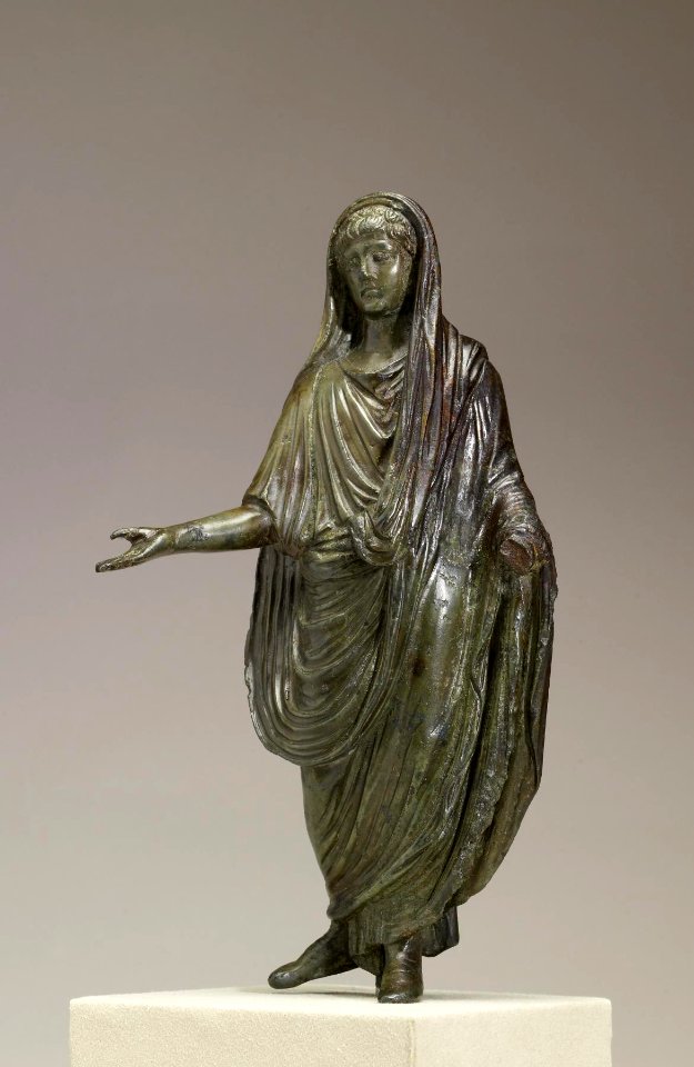 Roman - Genius Wearing a Toga - Walters 542329 - Three Quarter Left