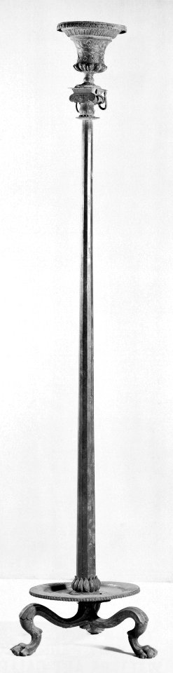 Roman - Lamp Stand - Walters 541915