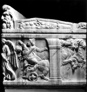 Roman - Sarcophagus Depicting Castor and Pollux Seizing the Daughters of Leucippus - Walters 2332 - Right Side