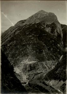 ROMBON mit Fort HERMANN und Flitscherklause. Aufgenommen am 22. Juli 1916. (BildID 15478472)
