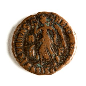 Romerskt mynt med segergudinnan Viktoria, 320-tal - Skoklosters slott - 110717