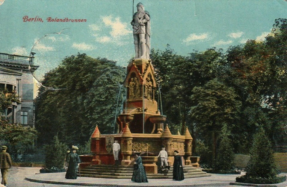Rolandbrunnen in Berlin, c. 1914