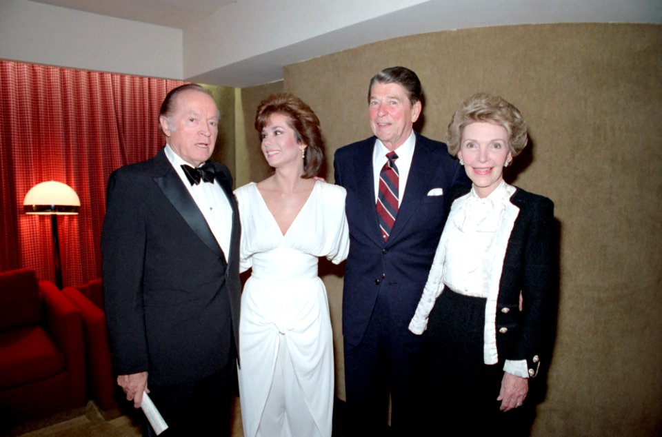 Ronald Reagan and Nancy Reagan with Bob Hope and Kathy Lee Gifford