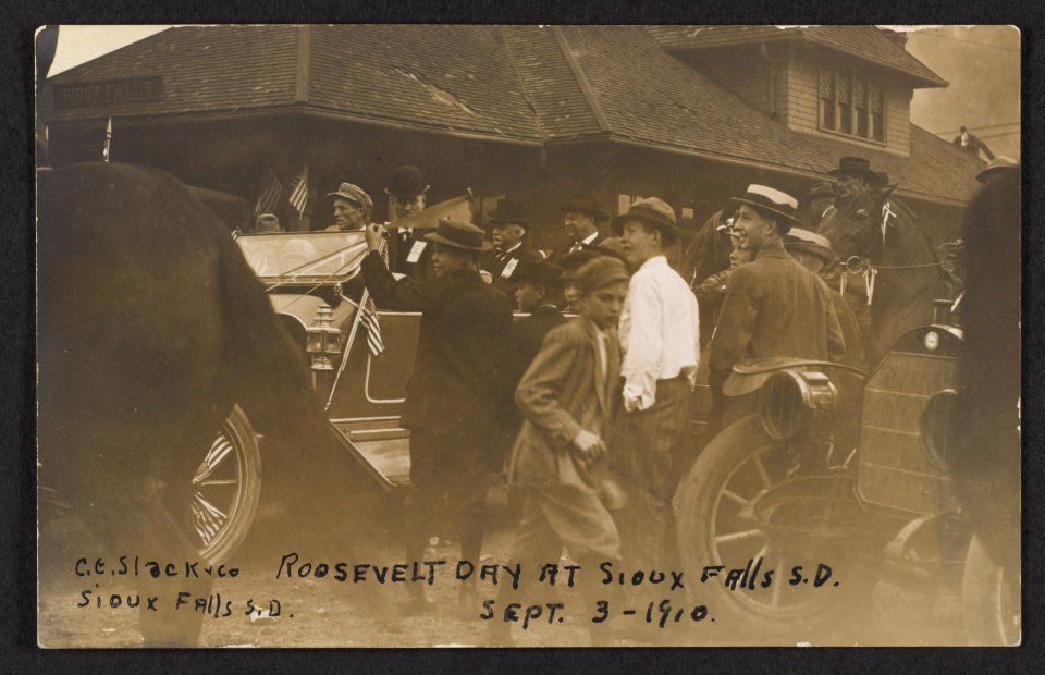 Roosevelt Day at Sioux Falls S.D., Sept. 3 - 1910 LCCN2013651234