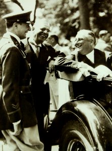 Roosevelt, McArthur, Dorn in Washington D.C. 1930 (23830991795)