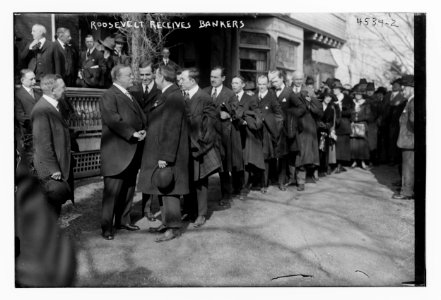 Roosevelt Receives Bankers LCCN2014719426
