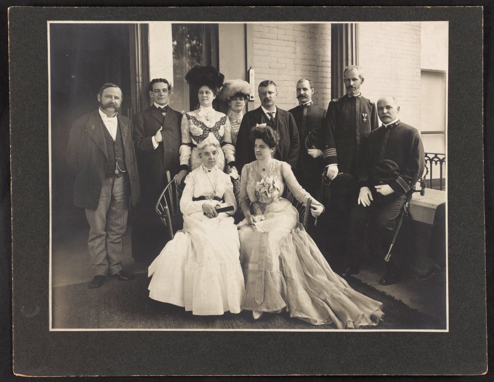 Roosevelt, Yates and Northcott group LCCN2013651250