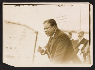 Roosevelt speaking, Yonkers, 10-17-12 LCCN2009633788