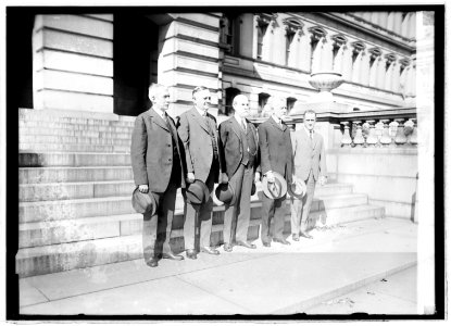 Root, Underwood, Hughes, Lodge, Miles, 12-12-21 LCCN2016845707