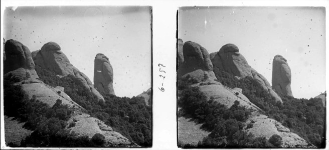 Roques de Montserrat al camí de Sant Jeroni