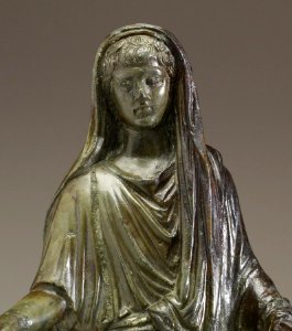 Roman - Genius Wearing a Toga - Walters 542329 - Detail A
