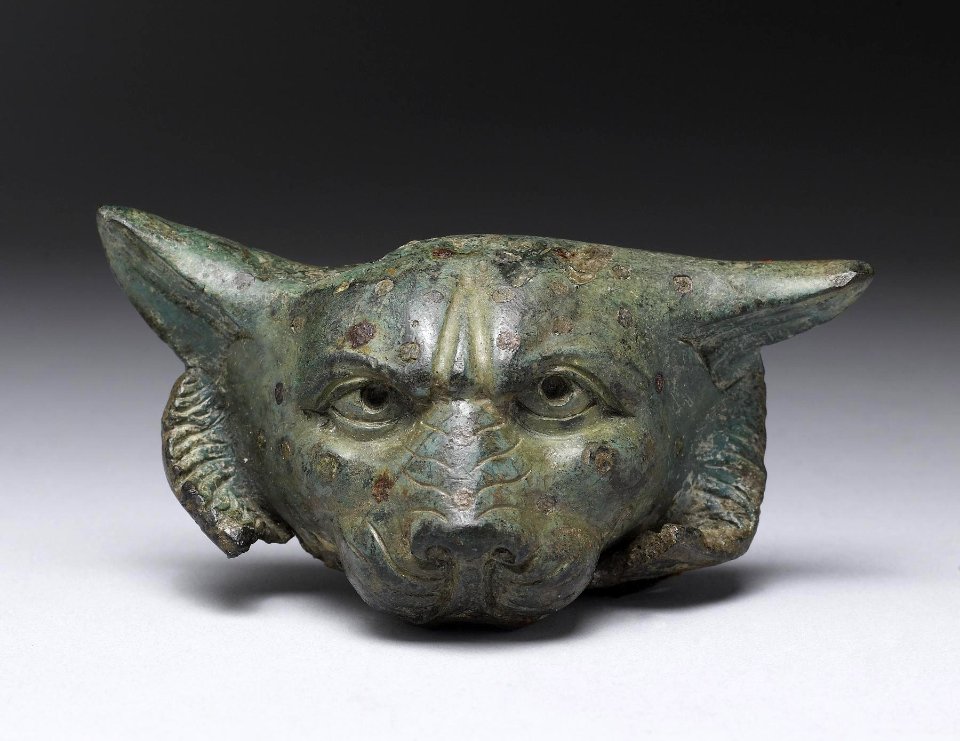 Roman - Hound's Head Appliqé from a Bed - Walters 54865