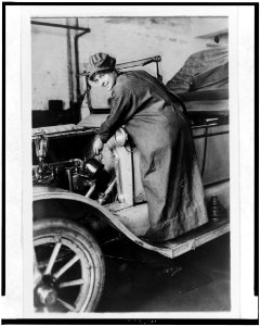 Rosalie Jones as an auto salesman LCCN95522850