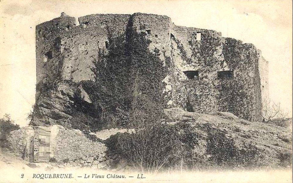 Roquebrune - château 1