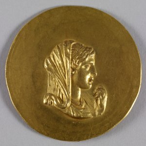 Roman - Medallion with Olympias - Walters 592 - Obverse
