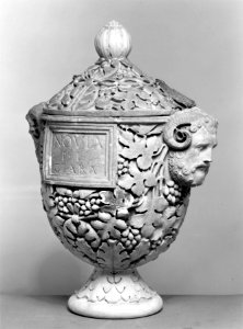 Roman - Urn with Lid - Walters 23180 - Three Quarter photo