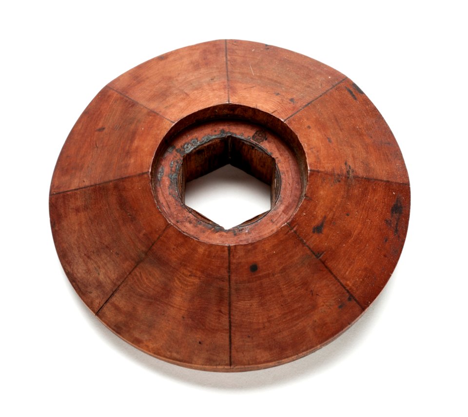 Rosett av ädelträ till passigsvarv,1670-tal - Skoklosters slott - 106075