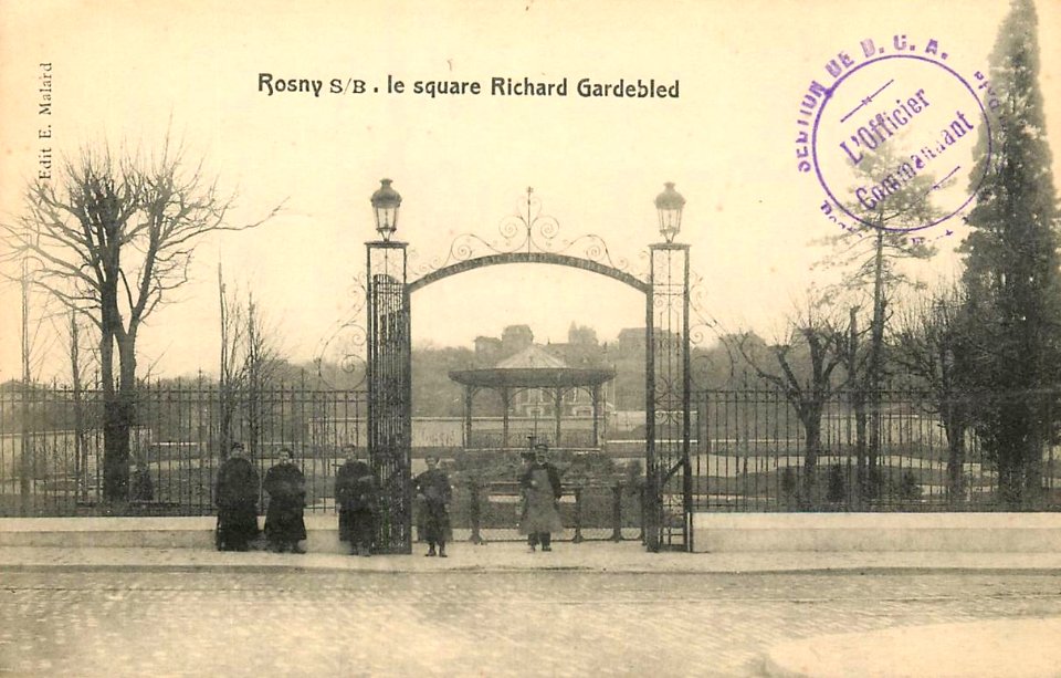 Rosny-sous-Bois.Square Richard-Gardebled.Entrée
