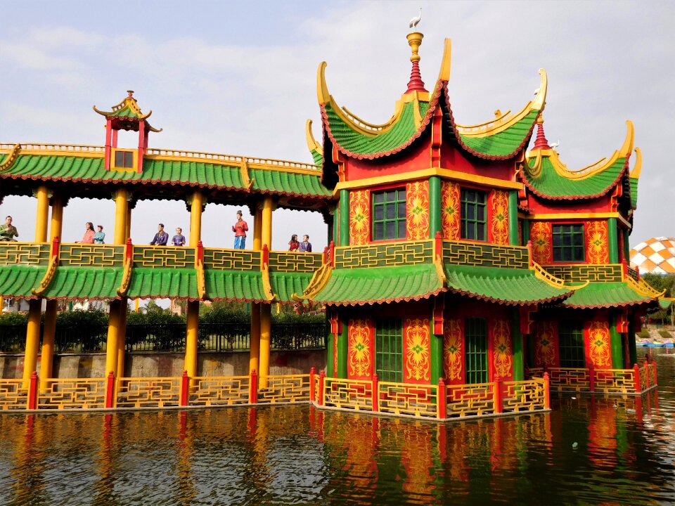 Structure building architecture