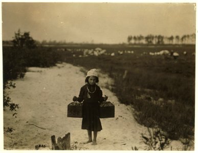 Rose Biodo, 1216 Annan St., Philadelphia. 10 years old. Working 3 summers. Minds baby and carries berries, two pecks at a time. Whites Bog, Brown Mills, N.J. This is the fourth week of LOC nclc.05296