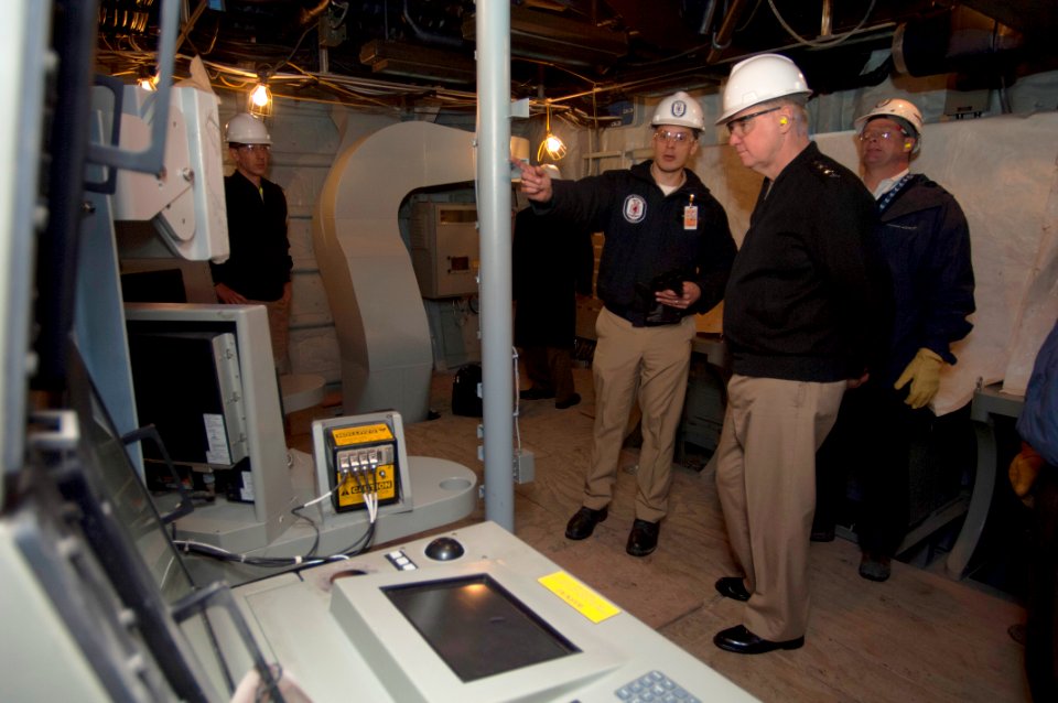 Roughead tours shipyard in Marinette 080114-N-FI224-078