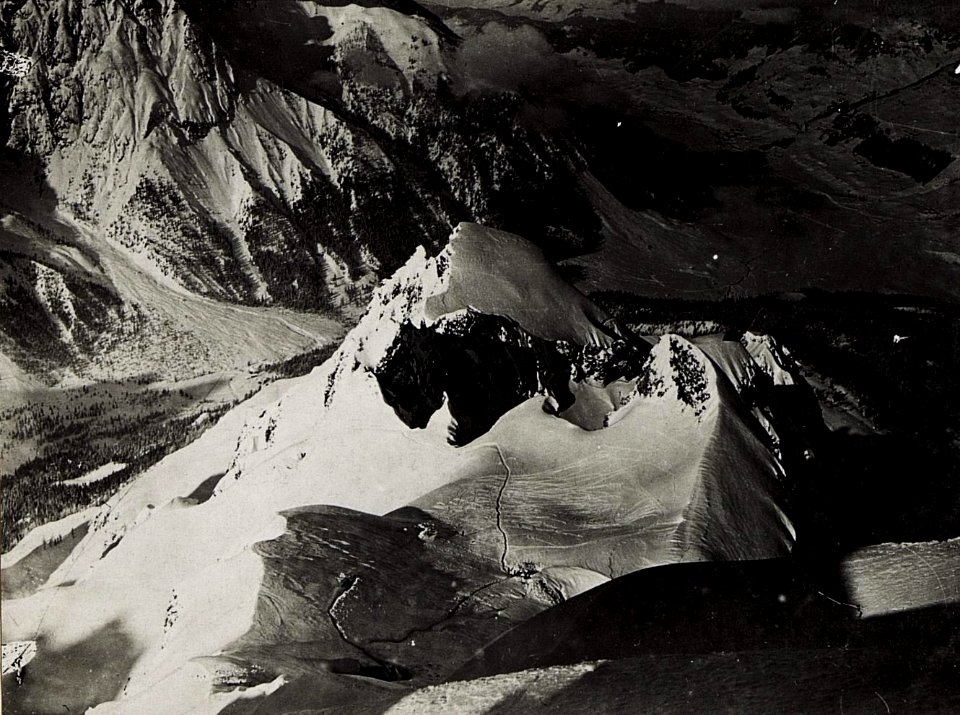 Rotwandköpfe, links Fischleintal, rechts Pustertal. (BildID 15577909)