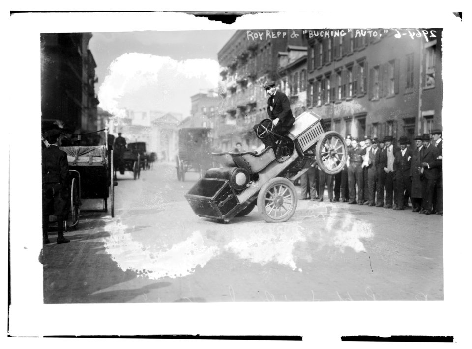 Roy Repp and bucking auto LCCN2014695221