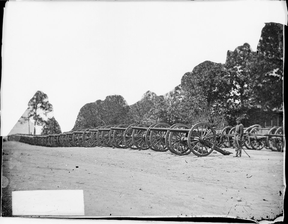 Row of cannon - NARA - 530389