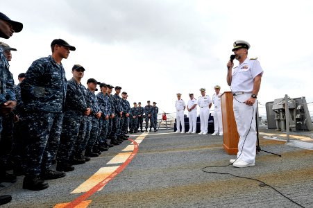Royal Canadian Navy Rear Adm. William Truelove delivers remarks to Sailors aboard USS Michael Murphy. (18324725146)