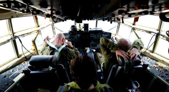 Royal Canadian Air Force, RIMPAC 2014 140721-N-FC670-008