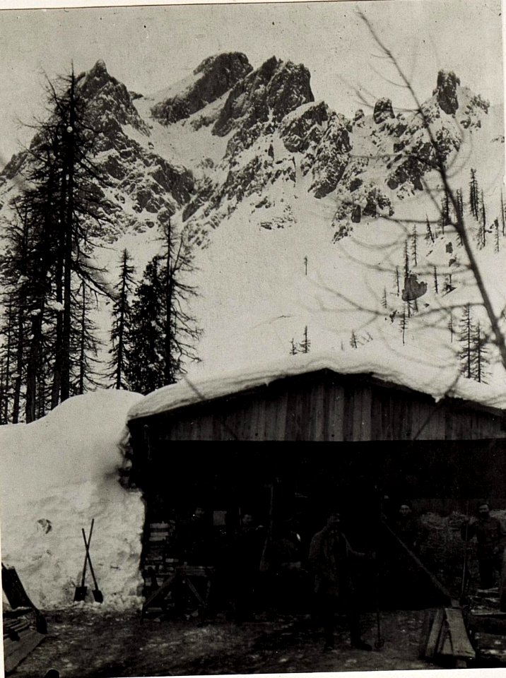 Rotwand, mit Rotwandwiesenseilbahn, Ende Jänner 1917. (BildID 15577860)