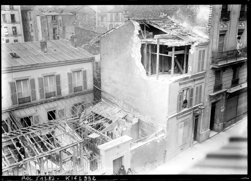 Rue Liancourt bombardée - Agence Rol