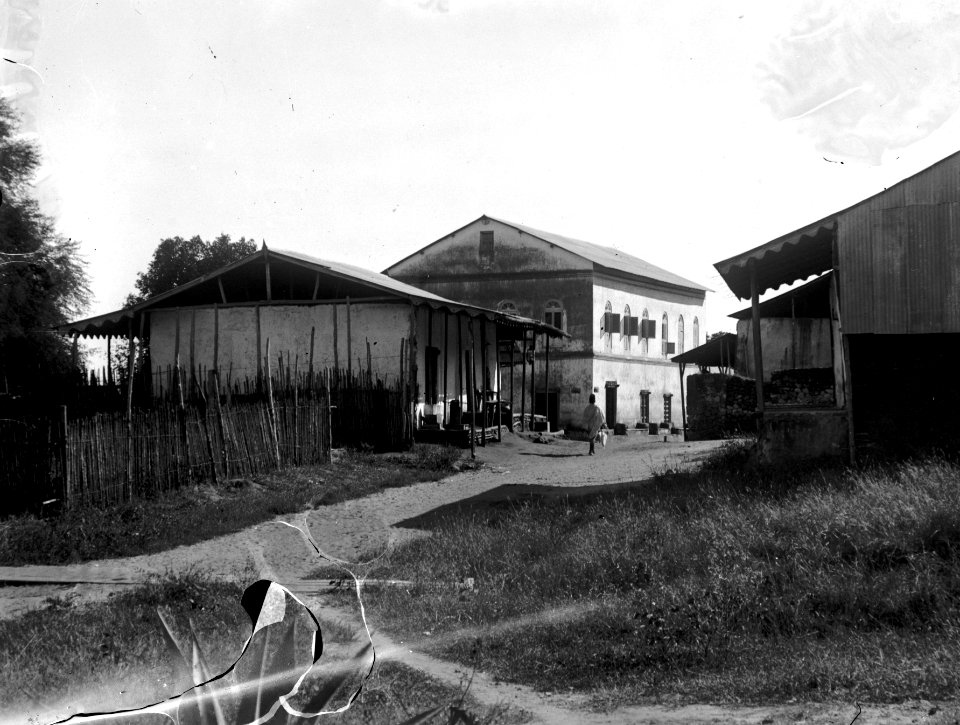 Rue de Rova , gata i ett indiskt kvarter. Majunga, Mahajanga. Madagaskar - SMVK - 022010