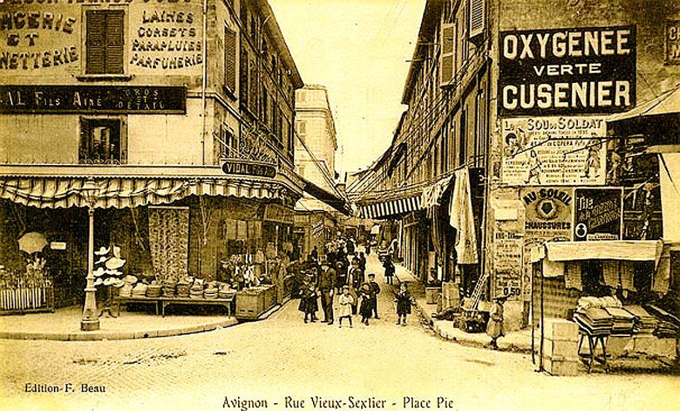 Rue Vieux Sextier d'Avignon