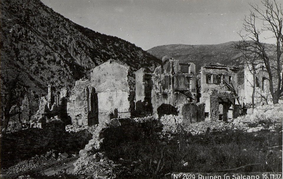 Ruinen in Salcano 16.11.17. (BildID 15611031)