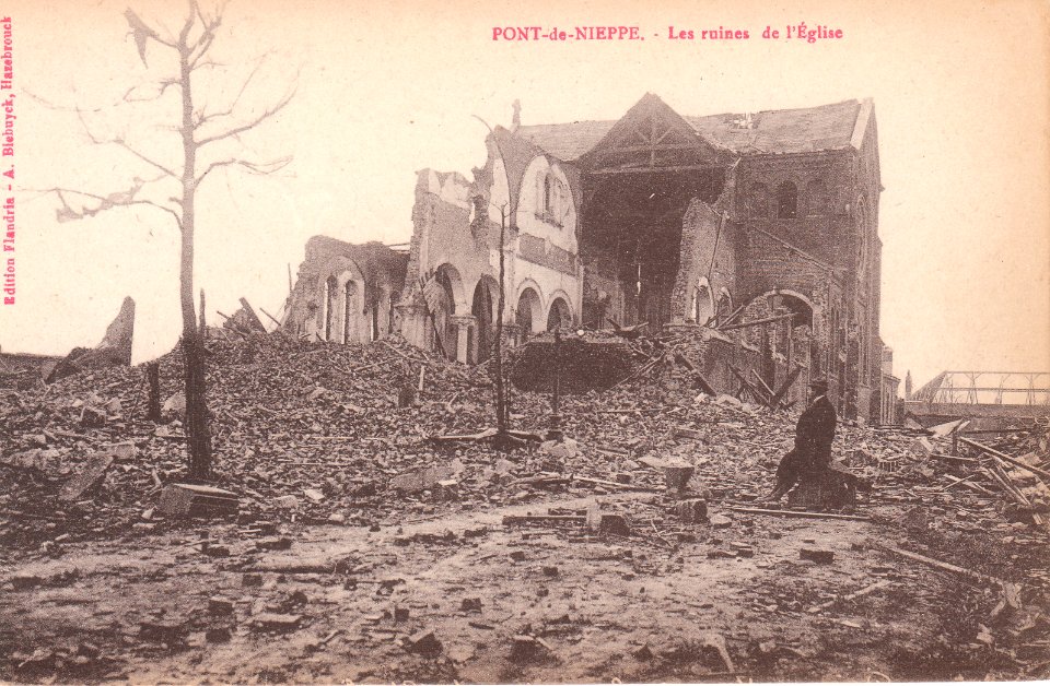 Ruine de l'église Notre Dame du Bon Secours au Pont de Nieppe (quartier de NIEPPE, France Nord) after WW1
