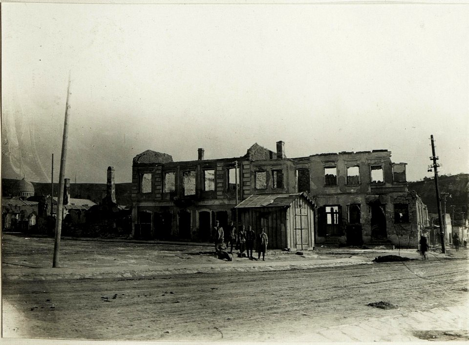 Ruinen am Hauptplatz Zaleszczyki, Südw (BildID 15430134)