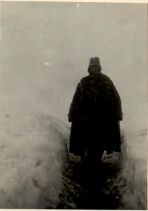 Rudnigsattel Hilfsplatz + 1962, Horchposten im Schneetreiben. (BildID 15471394)