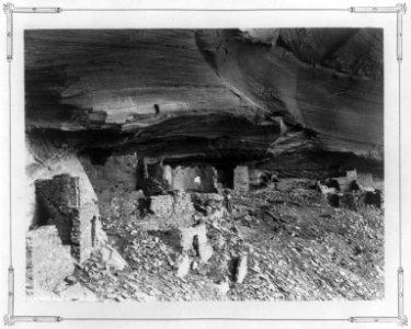 Ruins in mummy cave, Canon del Muerte, Arizona LCCN2002705626
