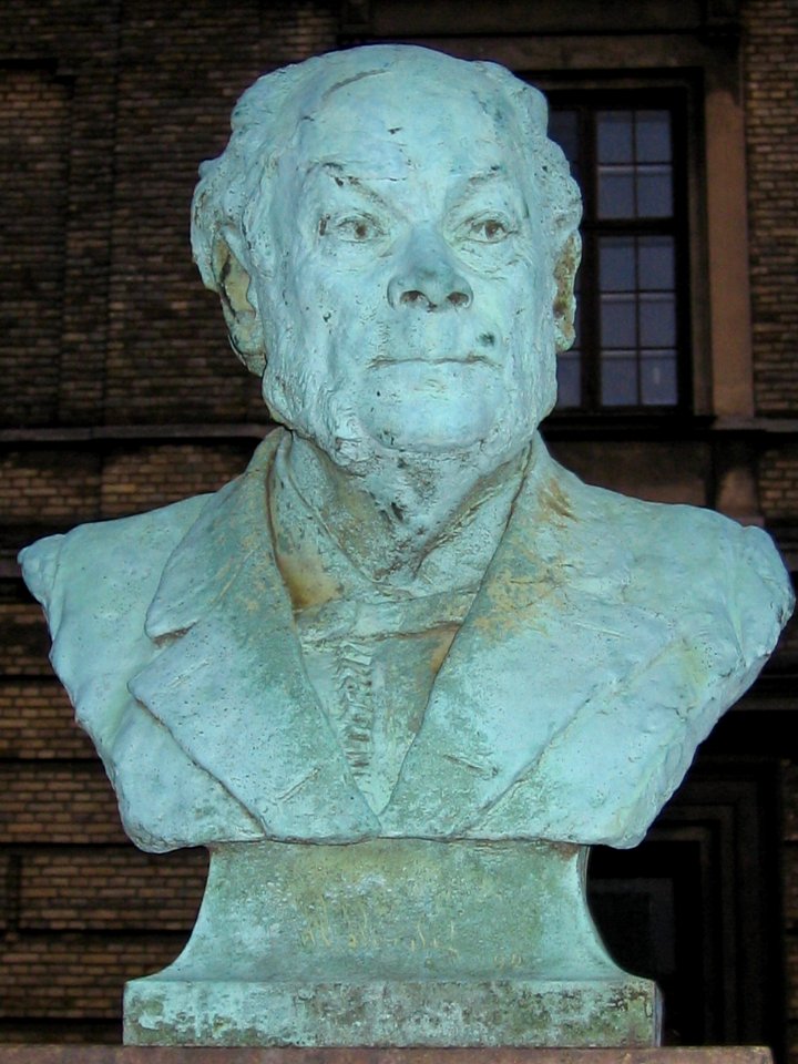 Rudolph Bergh Buste