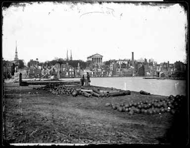 Ruins of Richmond, Va - NARA - 524971