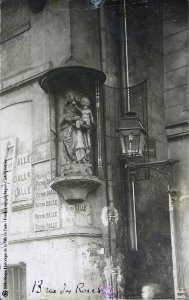 Rue des Roses rue de la Madone 1