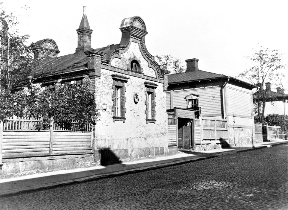 Ruoholahdenkatu 21. Entinen Ruoholahden Kaakelitehdas (purettu 1951) - N38395 - hkm.HKMS000005-0000002h