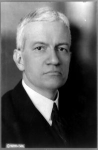Russell Cornell Leffingwell, Assistant Secretary of the Treasury, head-and-shoulders portrait, facing slightly right LCCN90706927