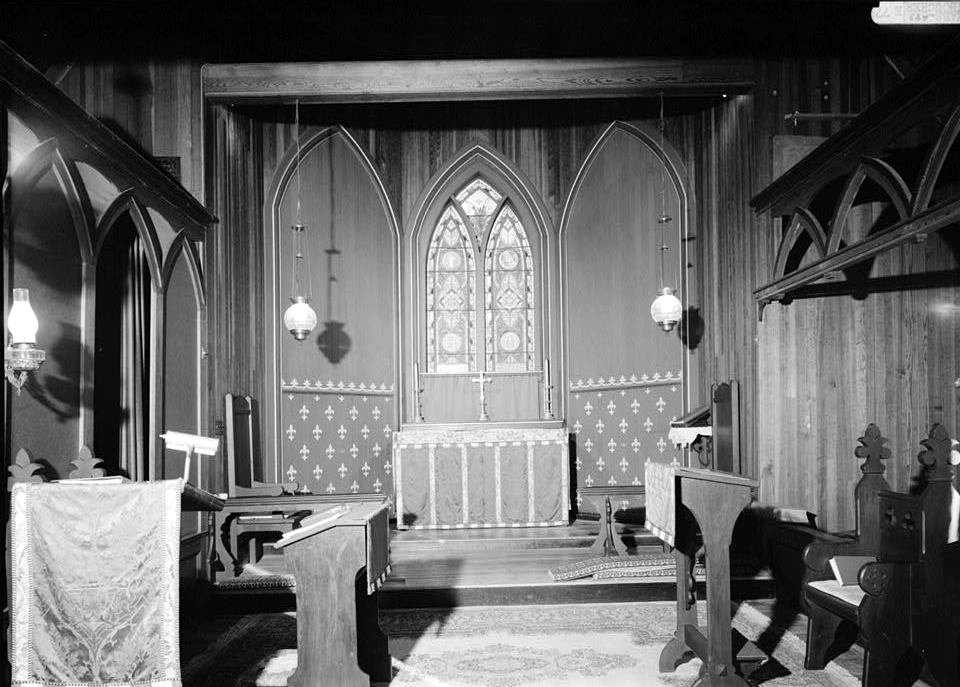 Rugby-christ-church-altar-habs-tn1 photo