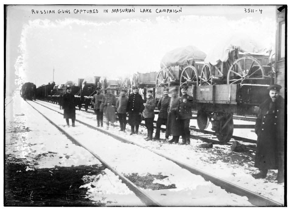 Russian guns captured in Masurian Lake Campaign LCCN2014699196