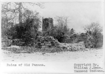 Ruins of old Panama (City) LCCN2002697799