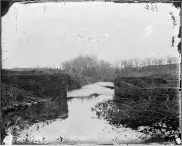 Ruins of stone bridge, Bull Run, Va - NARA - 524581