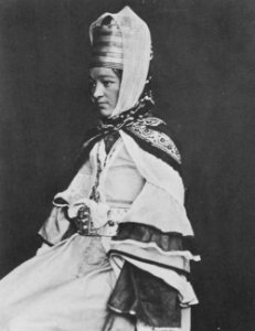 Russischer Photograph - Adelige Georgierin aus Tiflis (Zeno Fotografie)