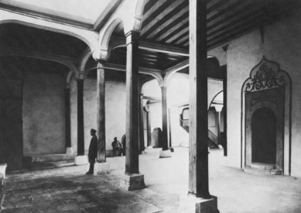 Russischer Photograph - Der Palast von Bachtschisarai, Residenz des Chans der Krim vom Ende des 15. Jahrhunderts bis zum Jahr 1783 (3) (Zeno Fotografie)